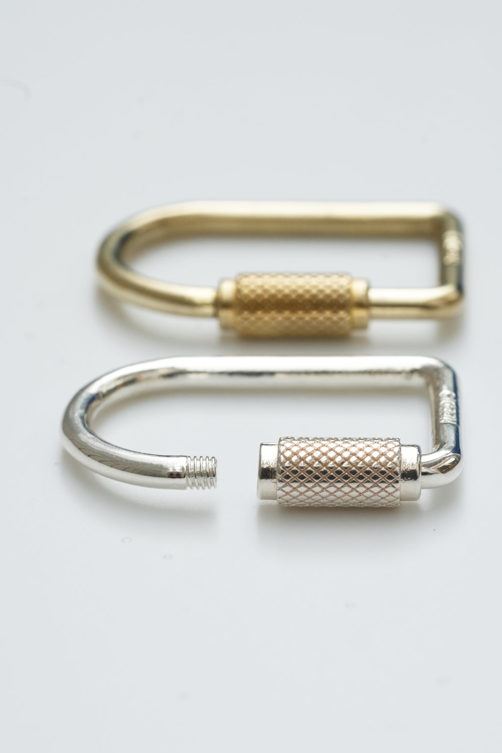 NEEDIS Original Wide BeltLoop Carabiner