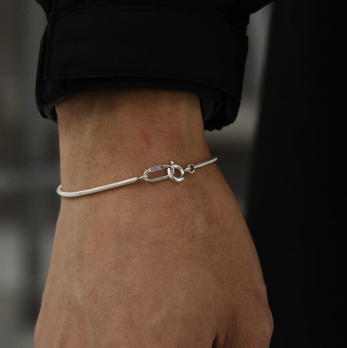 NEEDIS Snake Chain Bracelet 1.6mm￥9,020～￥9,845 – NEEDIS | ニー