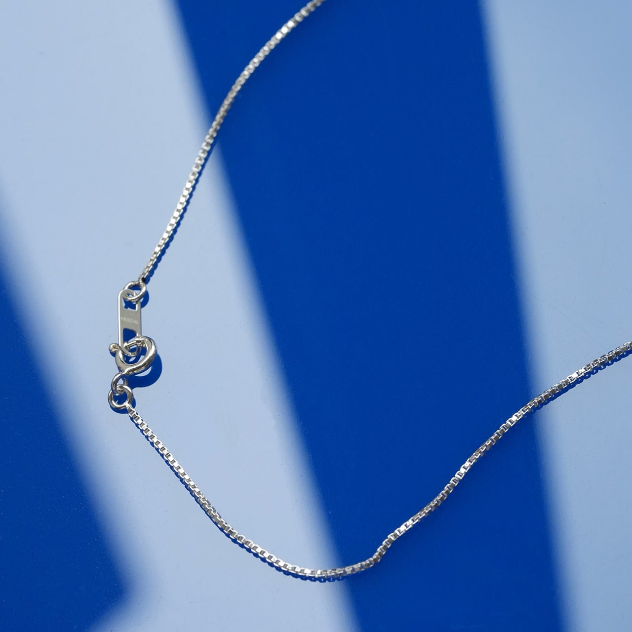 NEEDIS Venetian chain