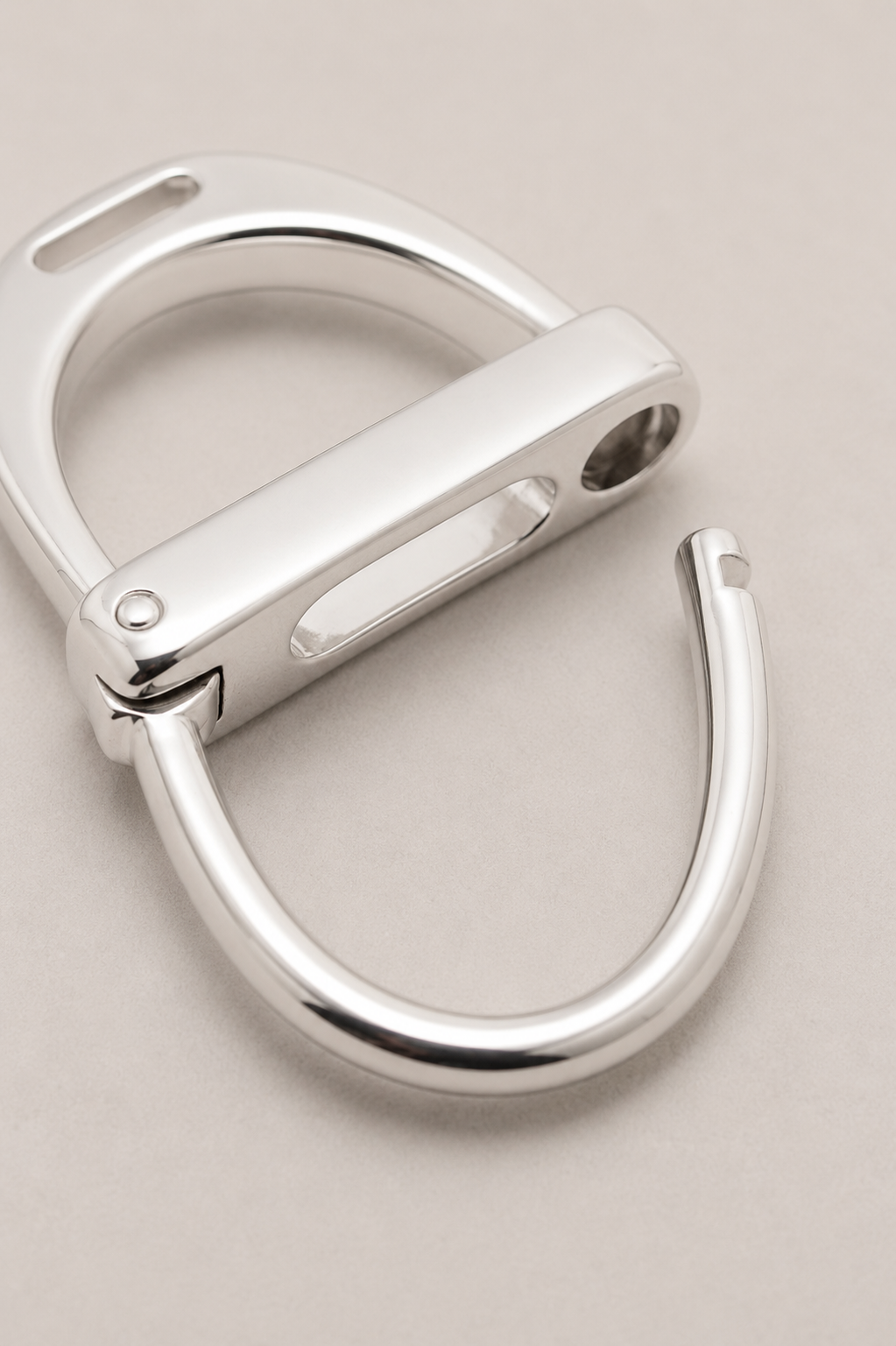 Italy Oval Carabiner