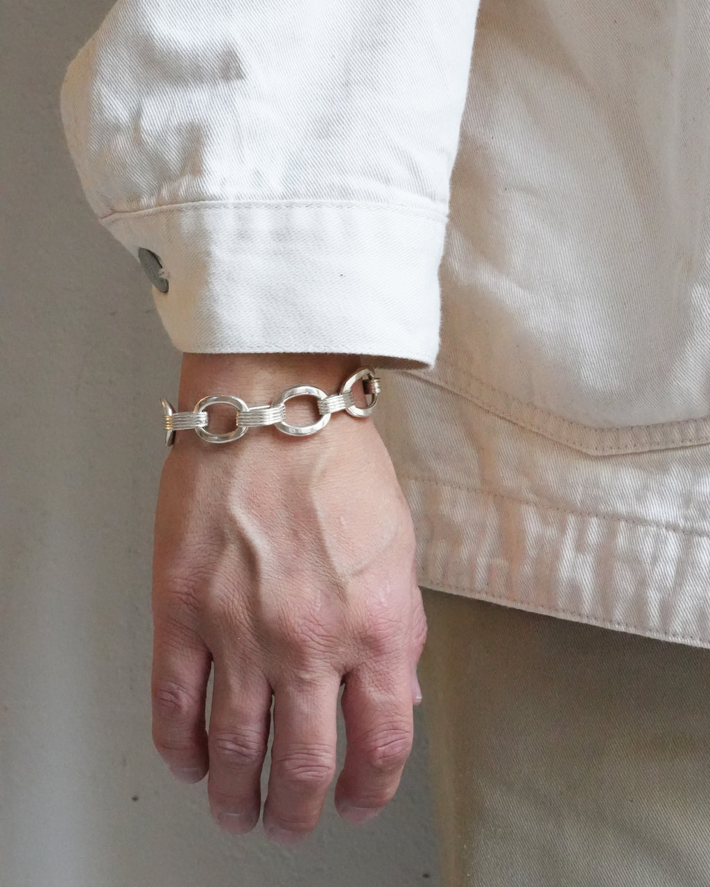 Flat & Line Link Bracelet