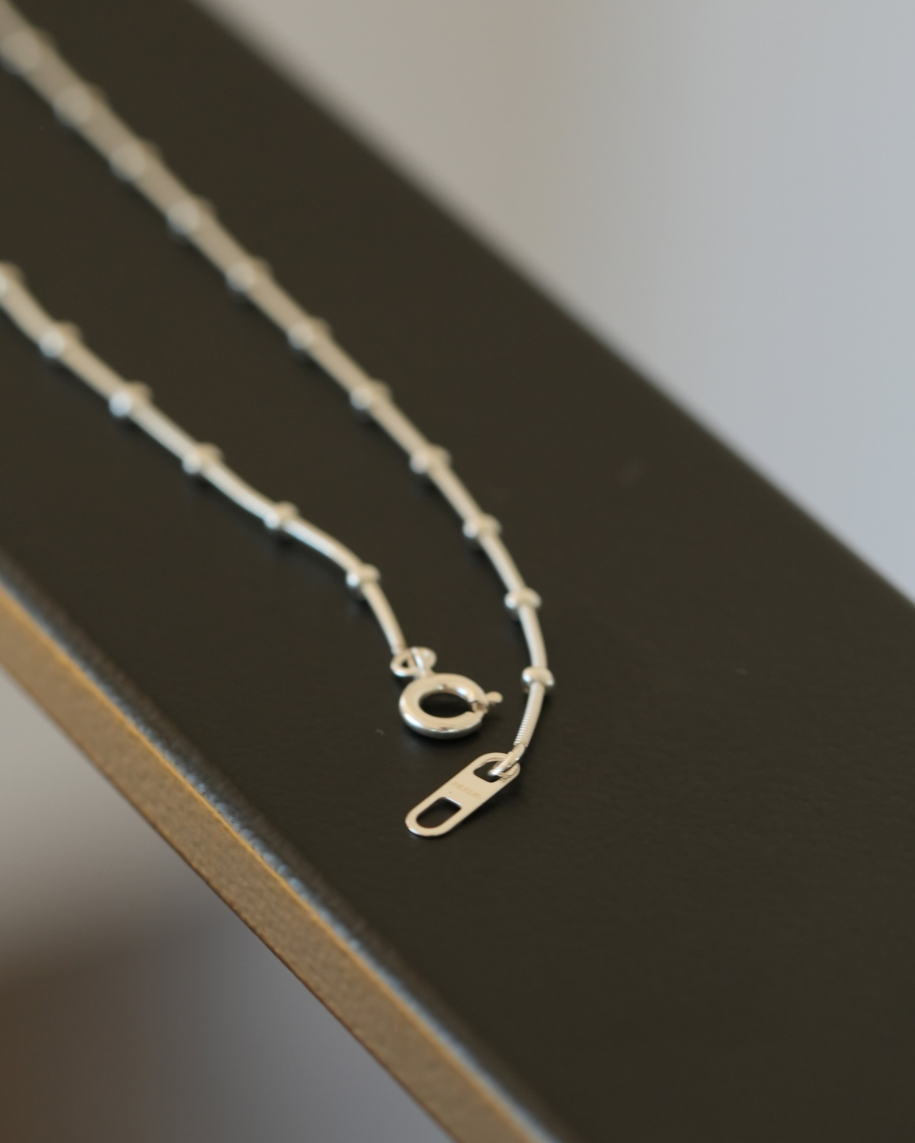 Snake Stud Chain Necklace 0.8mm