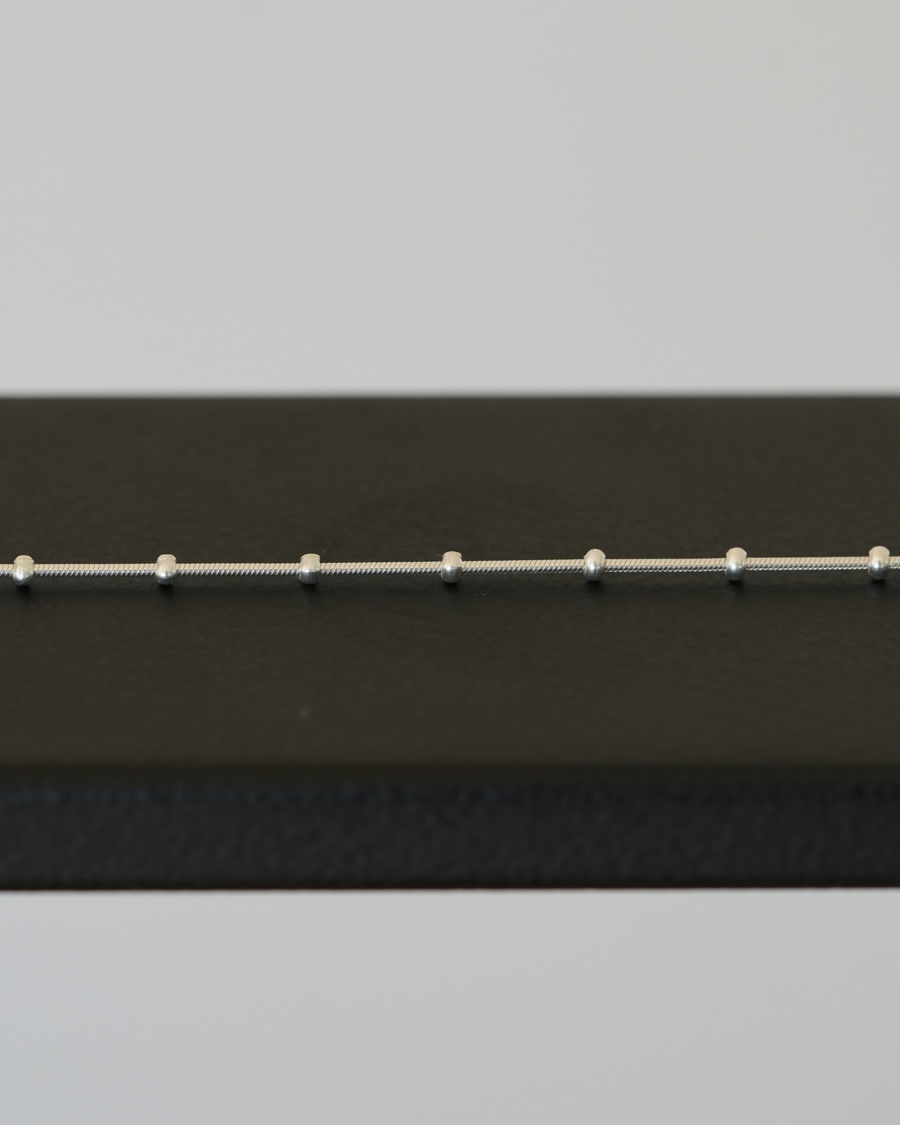 Snake Stud Chain Necklace 0.8mm ¥9,515～￥12,540